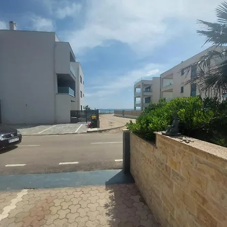 Aparthotel Villa Lir *